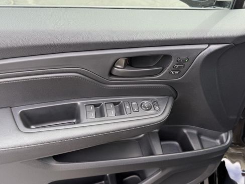 Certified 2026 Honda Odyssey Sport-L image 16