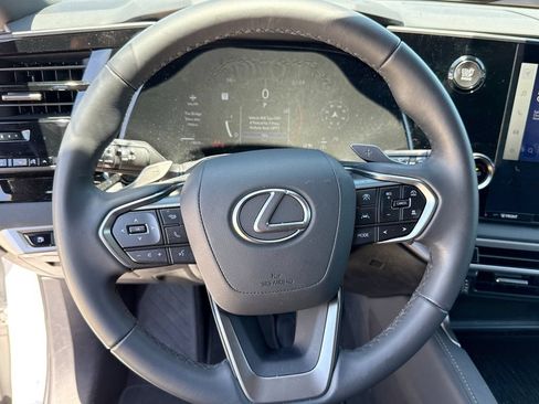 Used 2025 Lexus RX 350 FWD image 21