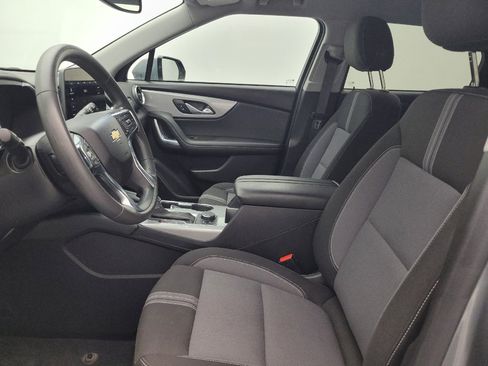 Used 2024 Chevrolet Blazer LT w/ Convenience Package FWD image 17