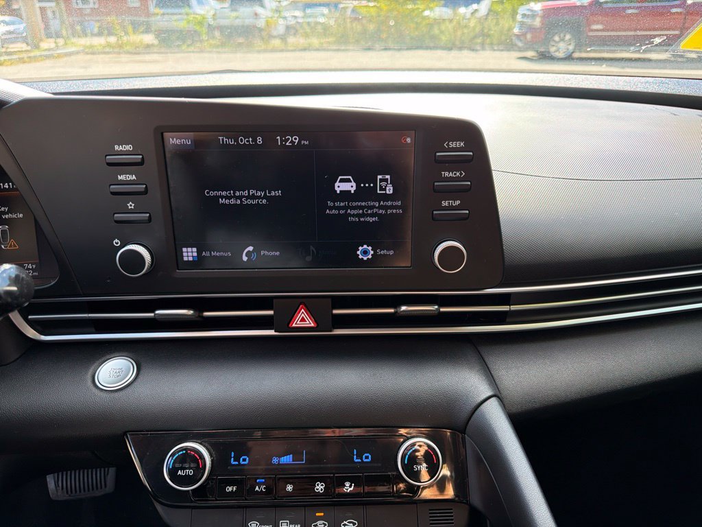 Used 2021 Hyundai Elantra SEL FWD image 21