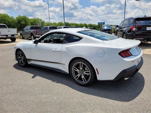 New 2025 Ford Mustang Coupe image 39