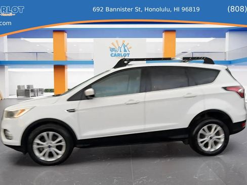 Used 2018 Ford Escape SE w/ Ford Safe & Smart Package image 15