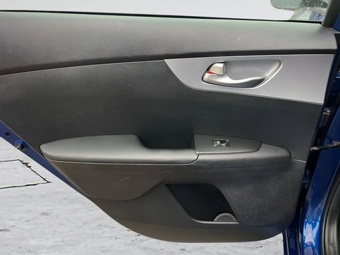 Used 2022 Kia Forte LXS image 21