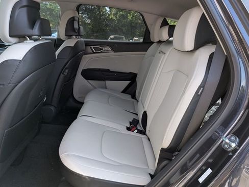 New 2026 Kia Sportage EX FWD image 16