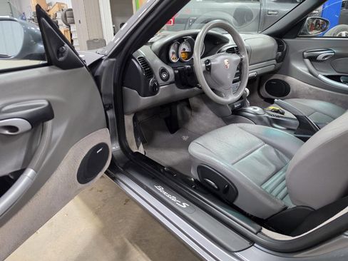 Used 2003 Porsche Boxster S RWD image 25