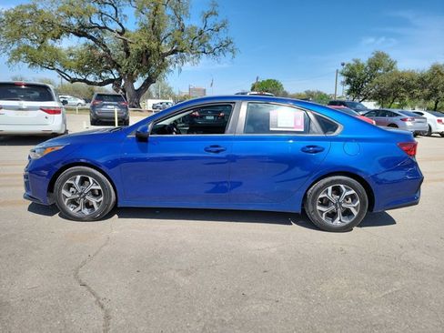 Used 2020 Kia Forte LXS image 8