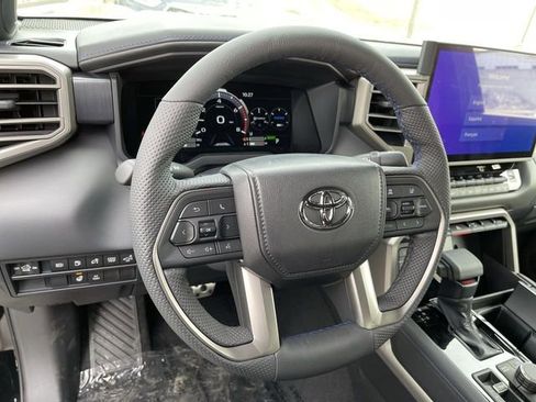 New 2026 Toyota Tundra Limited AWD/4WD image 15