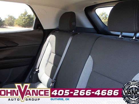 Used 2025 Chevrolet TrailBlazer LT image 23