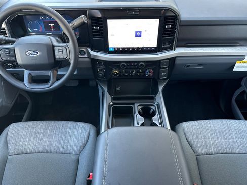 New 2026 Ford F350 XLT w/ XLT Premium Package AWD/4WD image 12