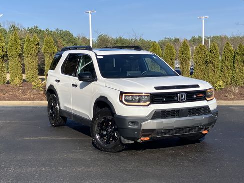 Used 2026 Honda Passport TrailSport Elite image 2