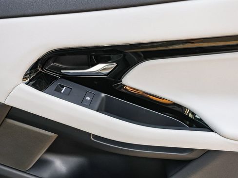 New 2026 Land Rover Range Rover Evoque Dynamic SE image 19