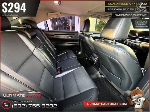 Used 2016 Lexus ES 350 w/ Premium Package w/Wood Trim FWD image 15