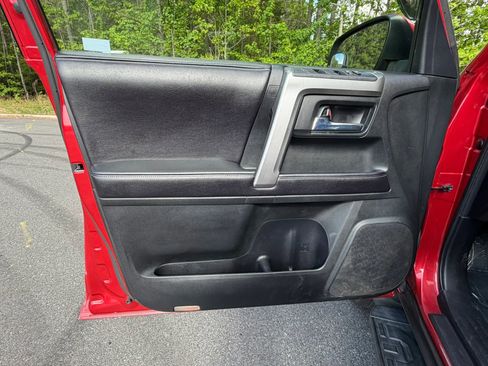 Used 2016 Toyota 4Runner SR5 Premium AWD/4WD image 14