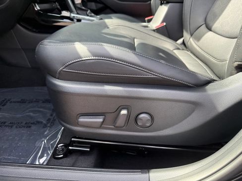 Used 2026 Kia Seltos SX w/ SX Sunroof Package AWD/4WD image 16