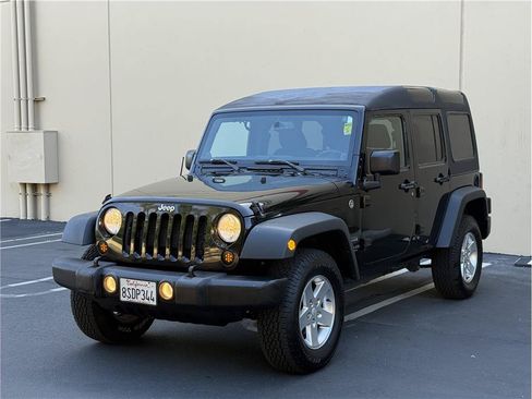 Used 2014 Jeep Wrangler Unlimited Sport w/ Quick Order Package 24S AWD/4WD image 1