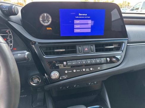 Certified 2024 Lexus ES 350 w/ Premium Package image 24