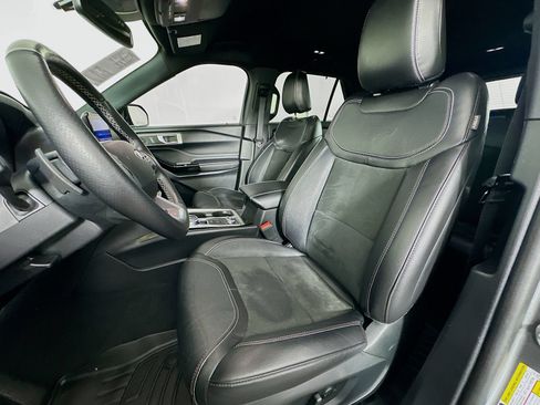 Used 2023 Ford Explorer ST AWD/4WD image 20