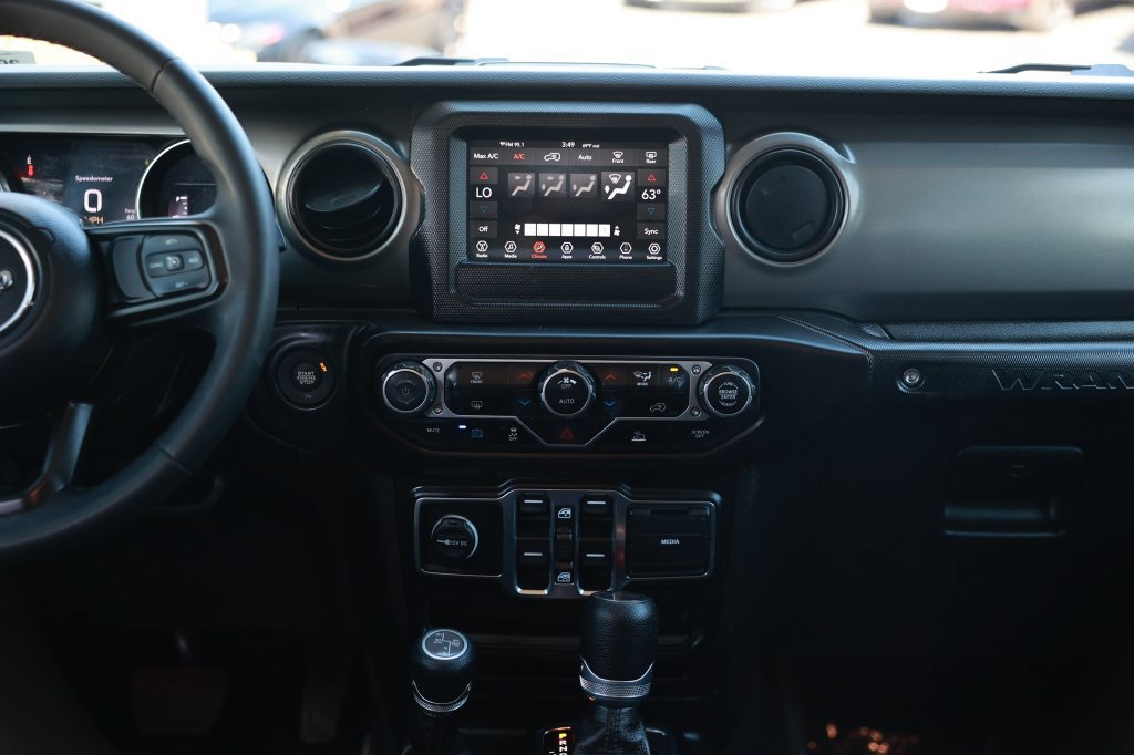 Used 2023 Jeep Wrangler Unlimited AWD/4WD image 27