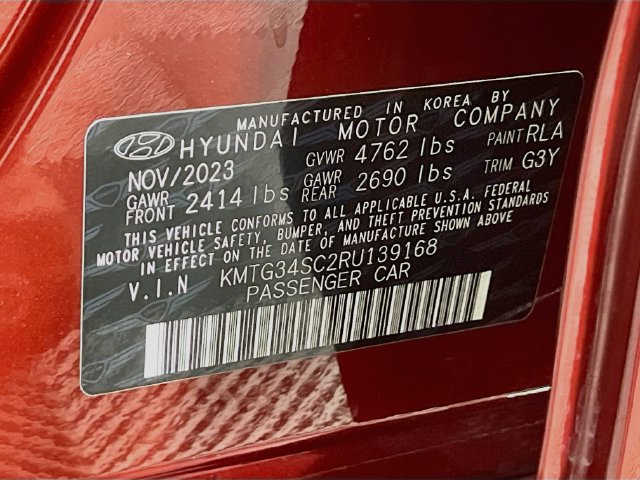 Used 2024 Genesis G70 2.5T w/ Sport Prestige Package RWD image 34