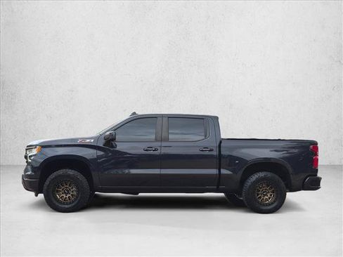 Used 2022 Chevrolet Silverado 1500 RST w/ Z71 Off-Road Package AWD/4WD image 8