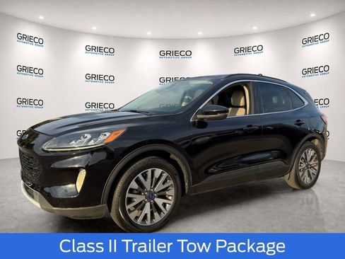 Certified 2020 Ford Escape Titanium AWD/4WD image 3