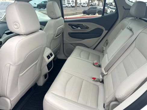 Certified 2024 GMC Terrain Denali w/ Denali Premium Package AWD/4WD image 15