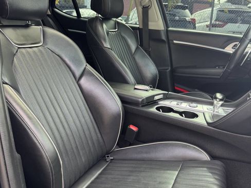 Used 2020 Genesis G70 2.0T w/ Elite Package image 22