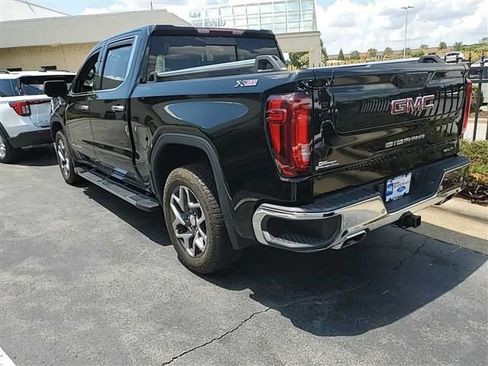Used 2024 GMC Sierra 1500 SLT w/ SLT Premium Plus Package AWD/4WD image 17