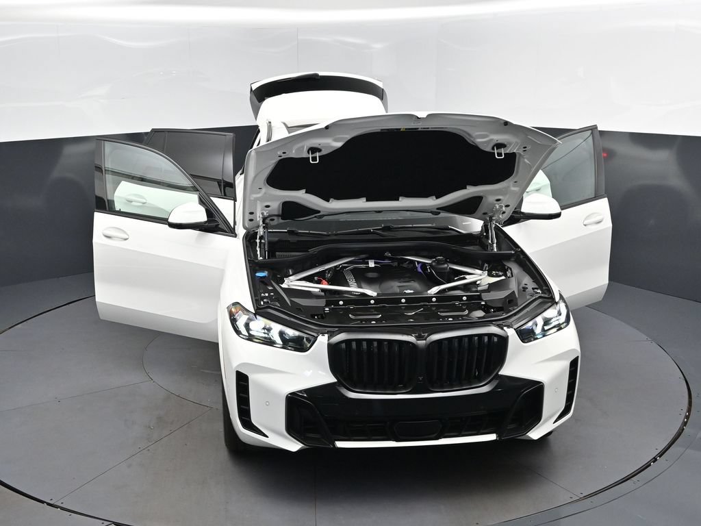Used 2026 BMW X5 sDrive40i w/ M Sport Package RWD image 52