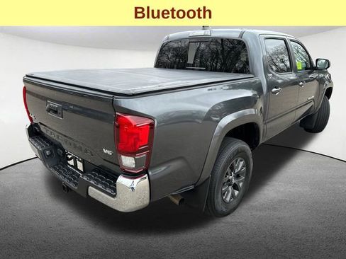 Used 2022 Toyota Tacoma SR5 AWD/4WD image 10