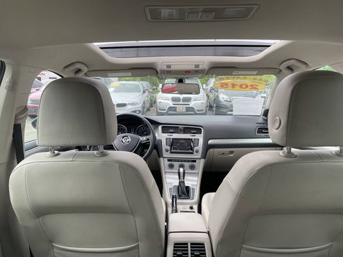 Used 2015 Volkswagen Golf SE FWD image 22