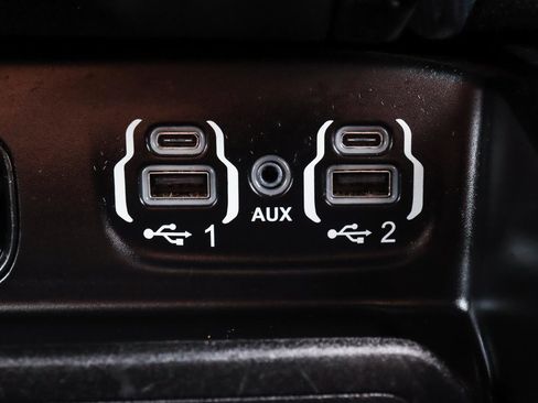 Used 2020 RAM 1500 Limited image 13