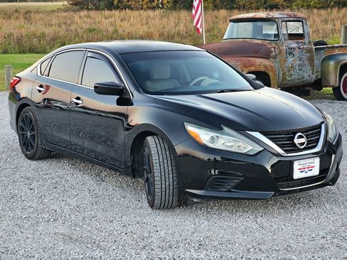 Used 2017 Nissan Altima 2.5 S w/ Power Driver Seat Package image 14