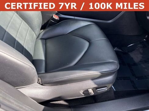 Used 2022 Toyota Highlander XLE AWD/4WD image 10