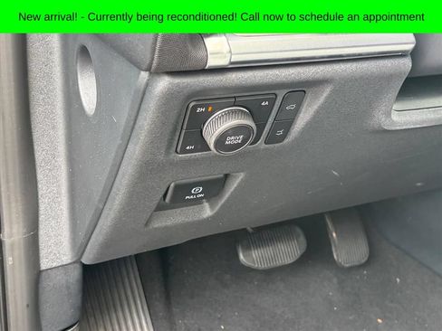 Used 2025 Ford Expedition Platinum AWD/4WD image 7