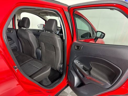 Certified 2020 Ford EcoSport SE image 32