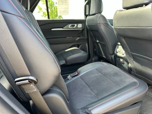 Used 2025 Ford Explorer ST w/ Sun And Sound Package AWD/4WD image 10