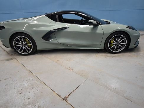 Used 2024 Chevrolet Corvette Stingray Preferred Cpe w/ Battery Protection Package image 39