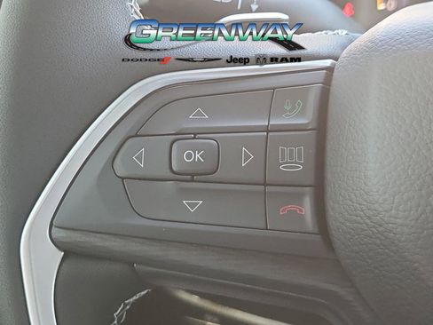 New 2025 Jeep Grand Cherokee Laredo X image 24