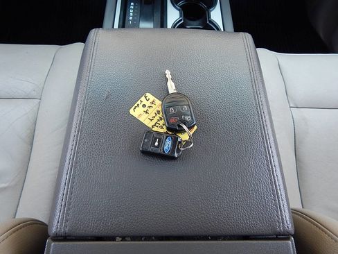 Used 2014 Ford Expedition EL XLT w/ Leather Seating Package image 38