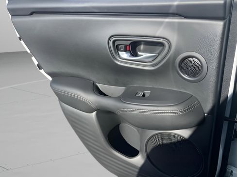 New 2026 Honda HR-V EX-L image 28