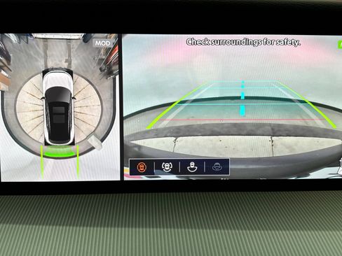 Used 2025 Nissan Murano SL image 11