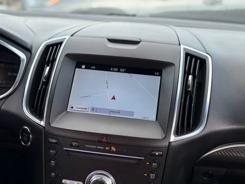 Used 2019 Ford Edge ST w/ Equipment Group 401A AWD/4WD image 3