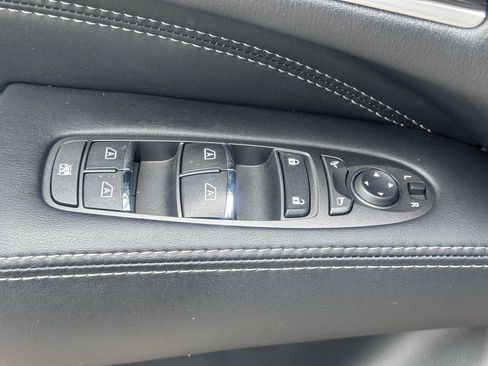 Used 2020 INFINITI QX60 Luxe w/ Essential Package FWD image 30