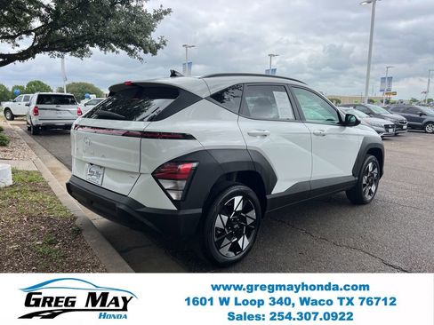 Used 2025 Hyundai Kona SEL AWD/4WD image 7