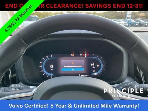 Certified 2023 Volvo XC60 B5 Core image 21
