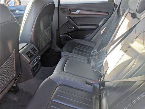 Used 2022 Audi Q5 2.0T Premium Plus image 18
