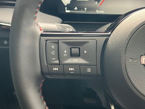 New 2026 Nissan Kicks SR w/ SR Premium Package AWD/4WD image 28