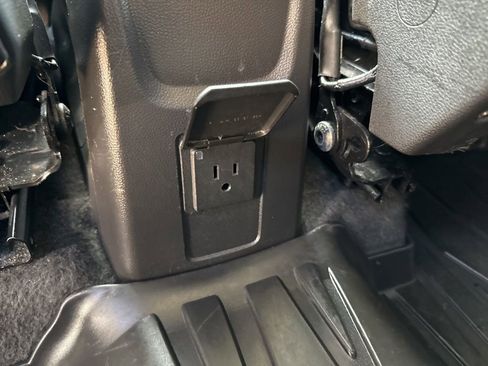 Used 2019 Buick Encore Essence w/ Experience Buick Package image 51