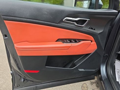 Used 2023 Kia Sportage SX image 25